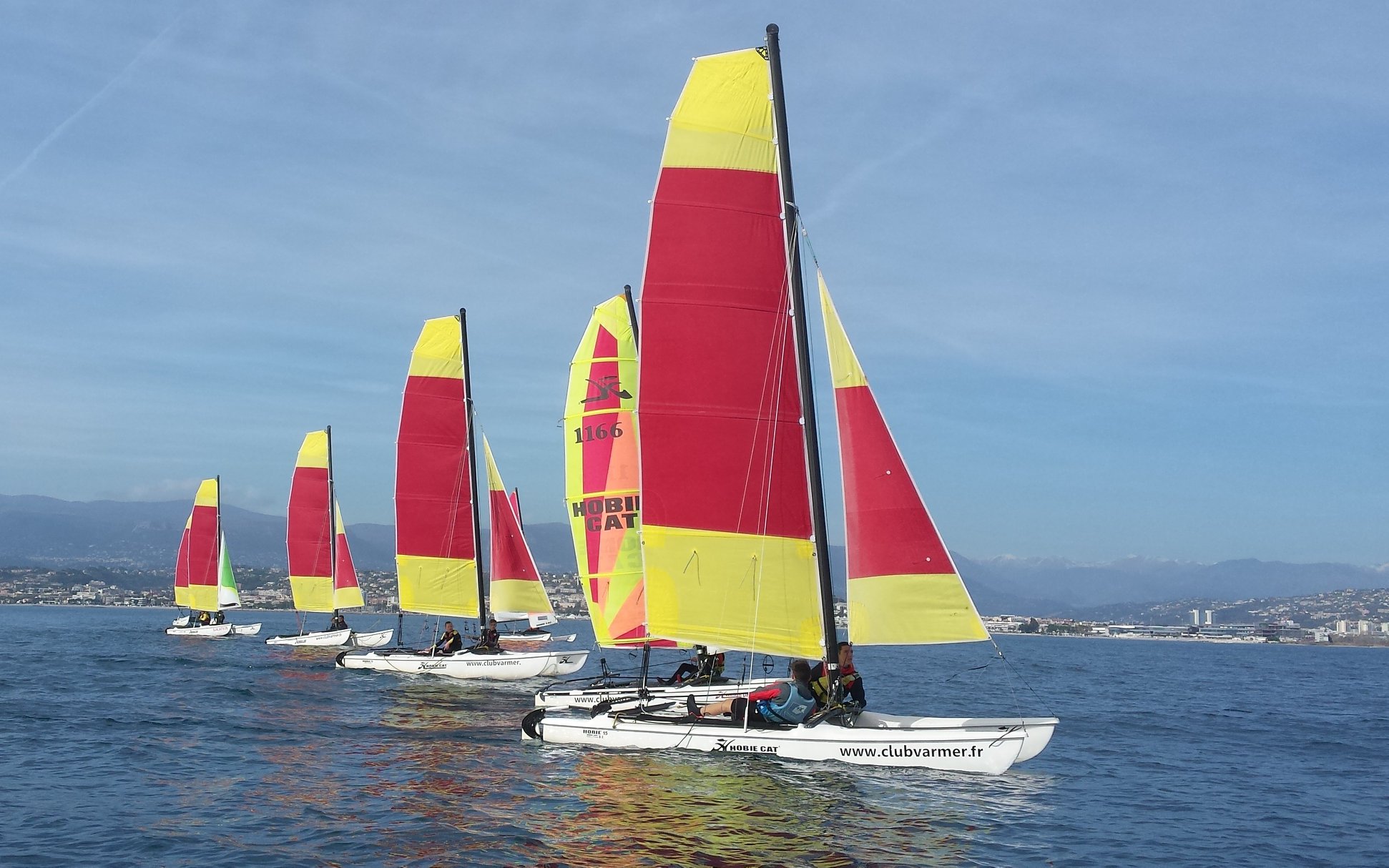 ecole de voile catamaran habitable